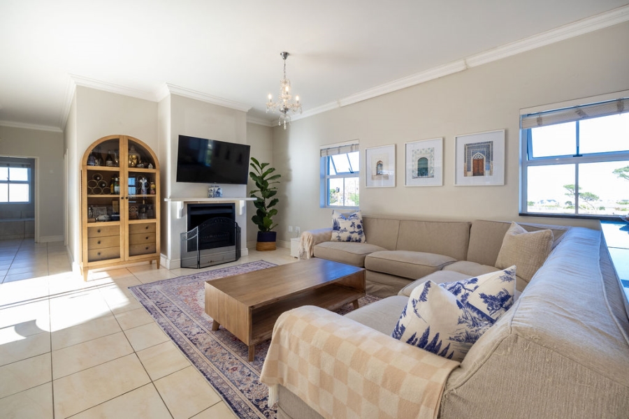 3 Bedroom Property for Sale in Dennegeur Western Cape